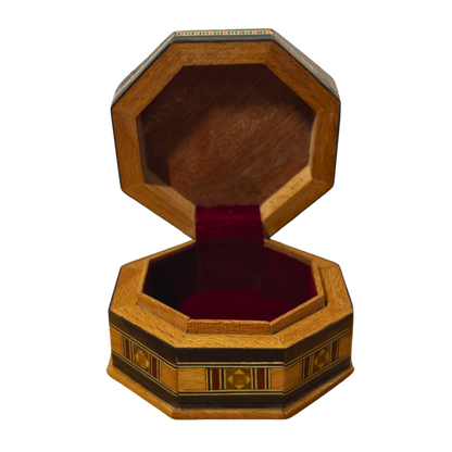 Caja de Mosaico Artesanal de Damasco – Arte Tradicional y Terciopelo