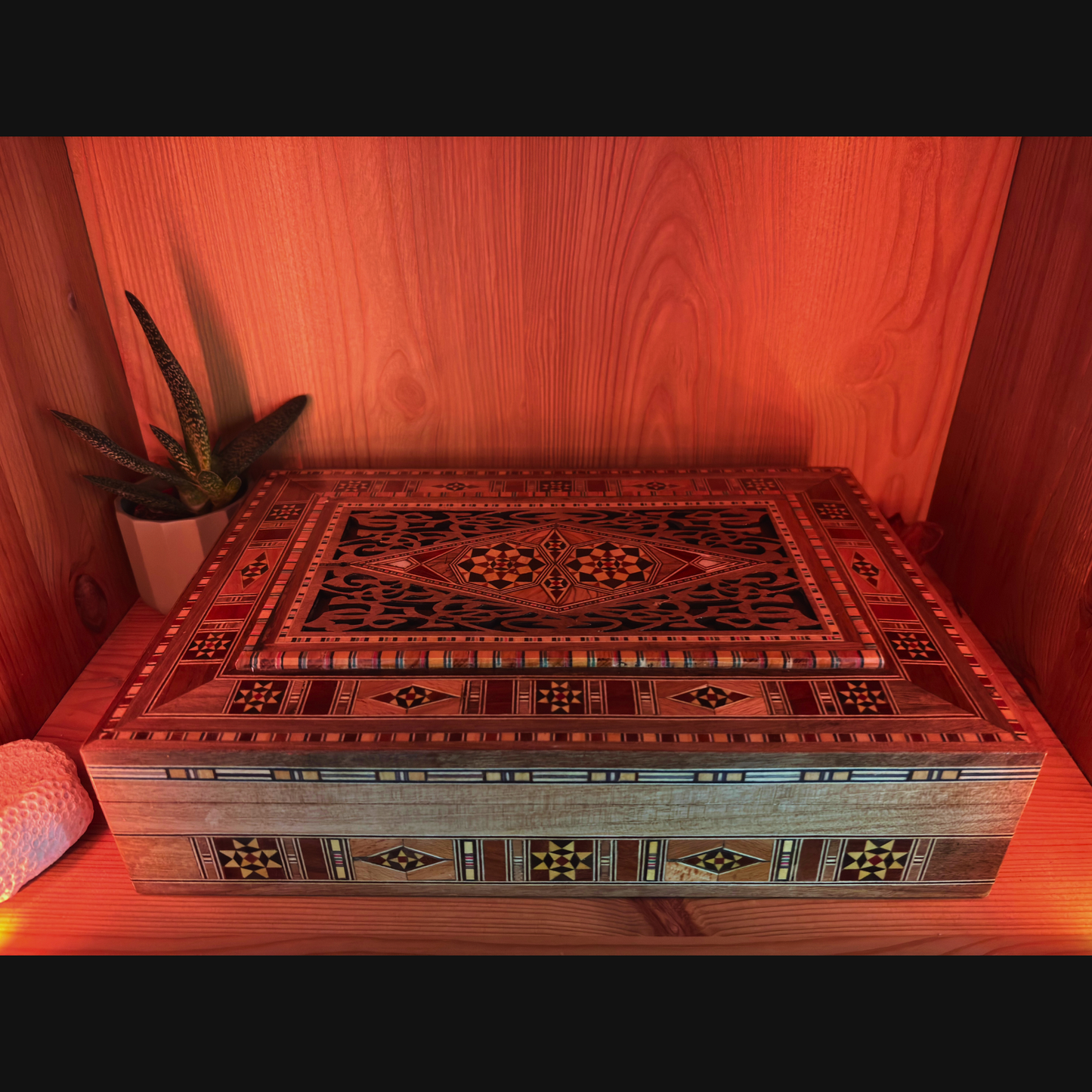 Damasceense Sieraden- & Herinneringsdoos – Handgemaakte Elegantie