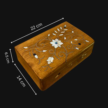 Handgefertigte Luxusbox aus Damaskus – Perlmutt & Samteleganz