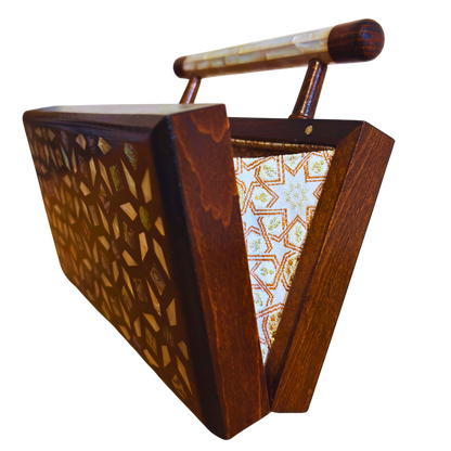Zenobia – Pochette Damasquine de Luxe en Noyer avec Incrustations de Nacre & Intérieur Brocart